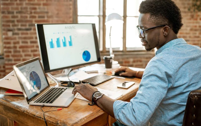 man-working-with-analytics-at-the-office-2021-12-09-03-15-32-utc.jpg man-working-with-analytics-at-the-office-2021-12-09-03-15-32-utc.jpg